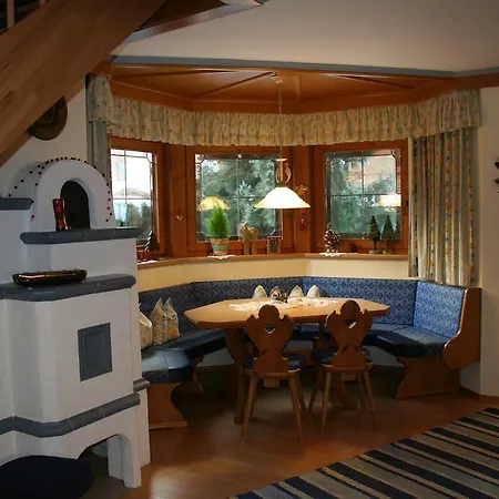 דירה Gredler Maria *